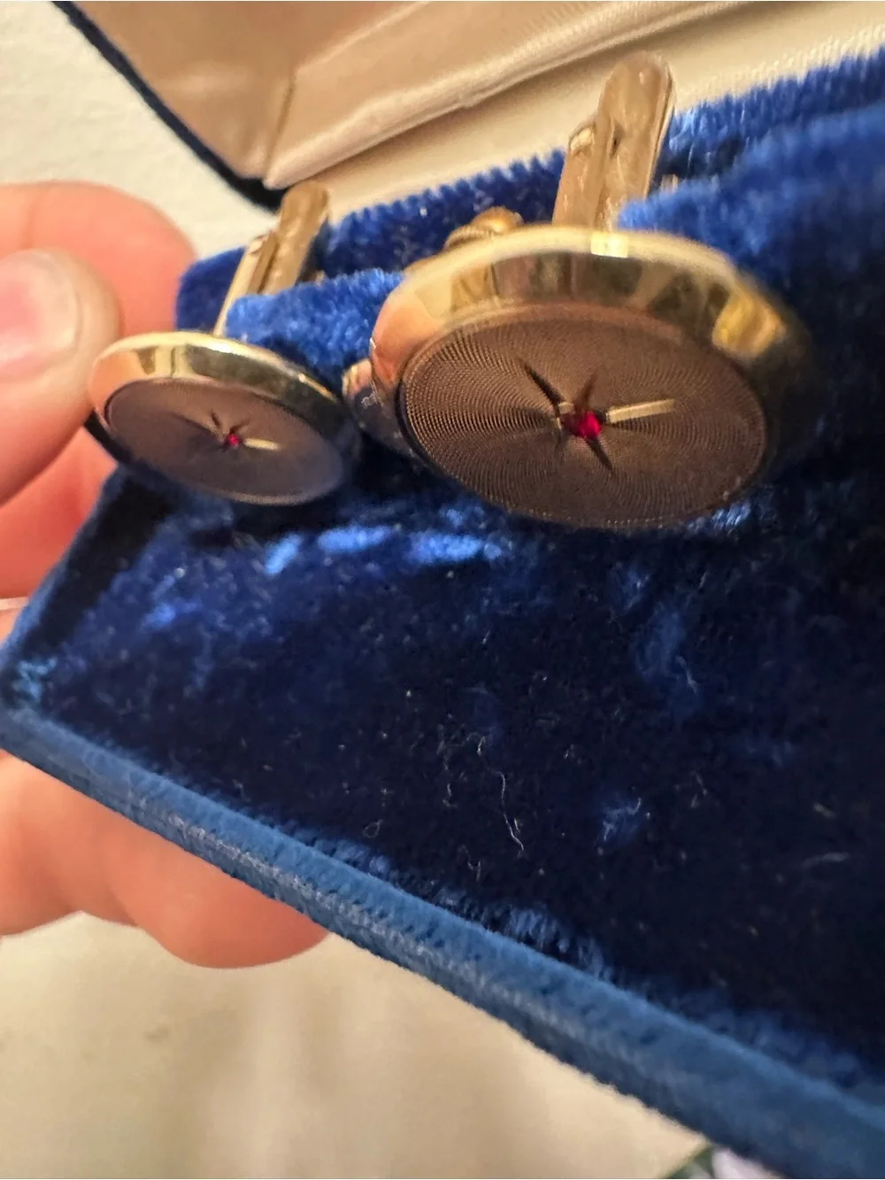 Classic Gold-Tone Starburst Cufflink and Stud Set with Red Accents